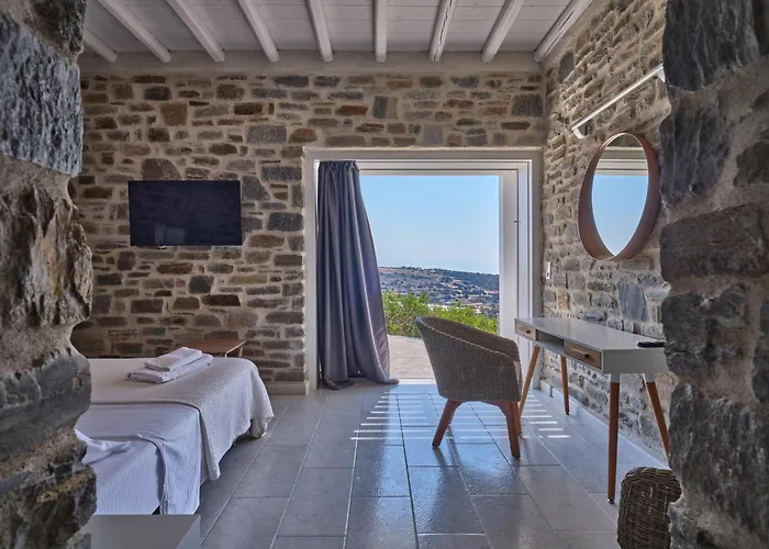 Paros Full Moon * Kostos