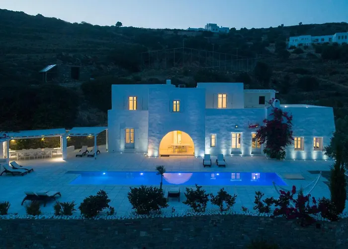 Paros Full Moon Villa